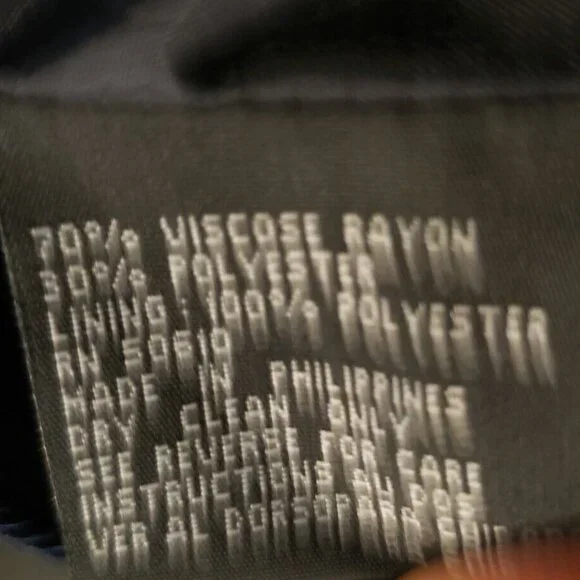 Le Suit Womens Sz 14 Blazer Jacket Long Sleeve Button Front Asymmetrical Pockets - Picture 7 of 7